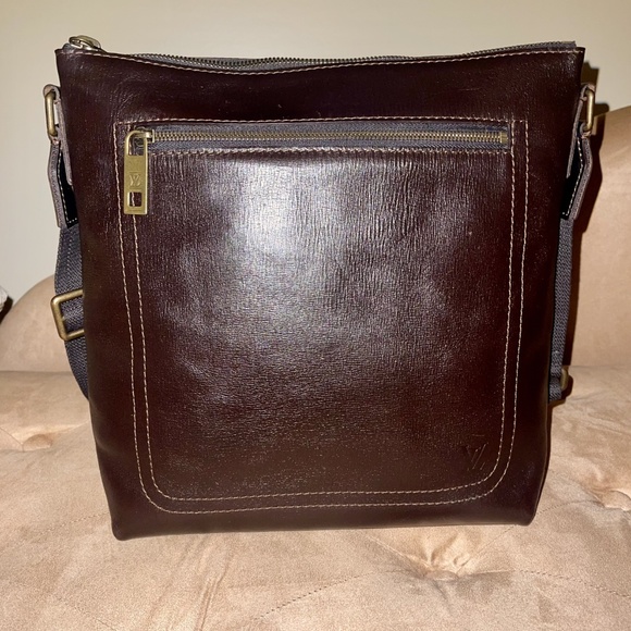 Louis Vuitton Shawnee Utah Leather Bag - Picture 1 of 9
